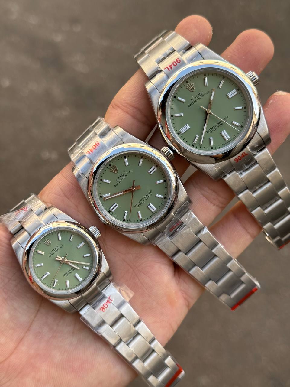 Rolex Oyster Perpetual Cadran VERT 41mm