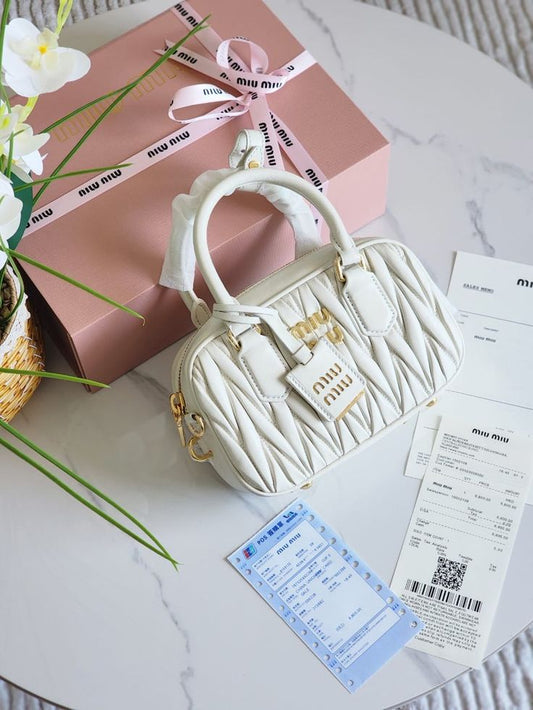 miu miu Sac bandoulière en cuir Arcadie Blanc